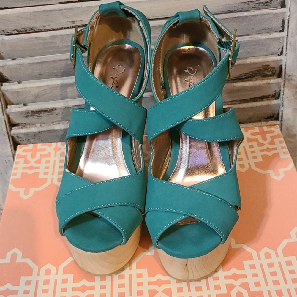 Qupid Teal Wedges